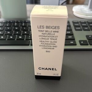 CHANEL Les Beiges Foundation - Soft Beige